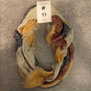 Triangle Blanket scarf